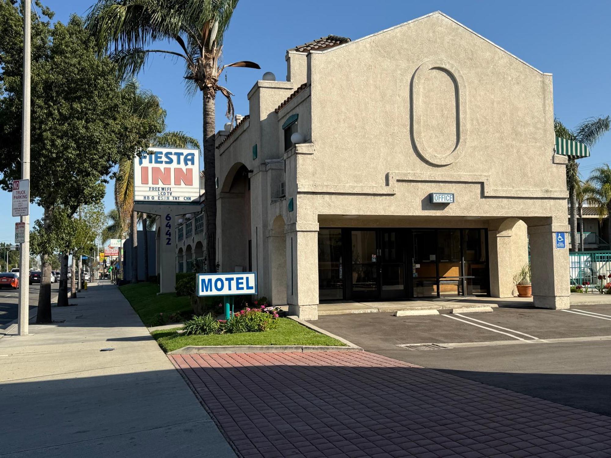 Fiesta Inn Los Angeles - 贝尔花园 外观 照片