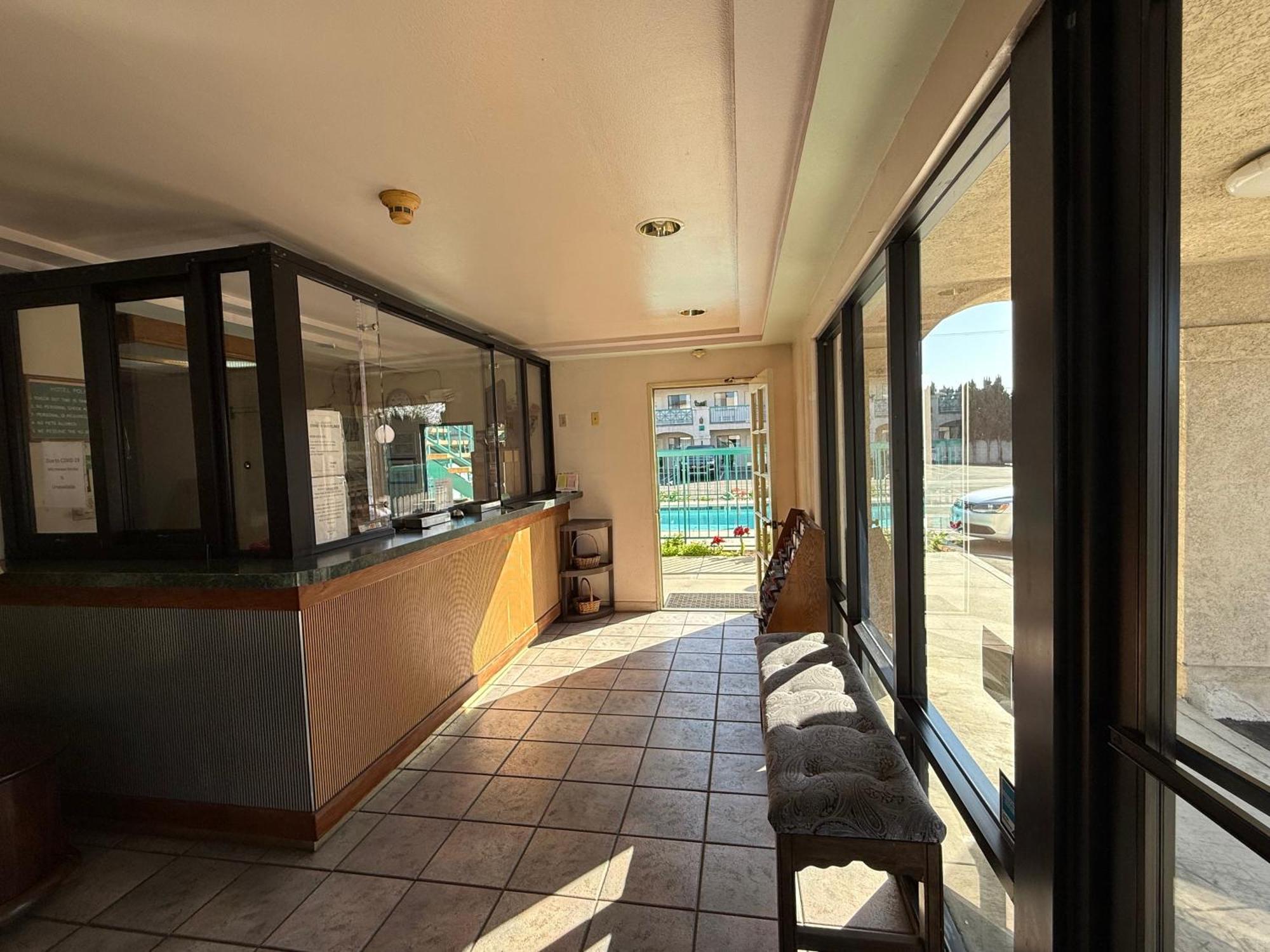 Fiesta Inn Los Angeles - 贝尔花园 外观 照片